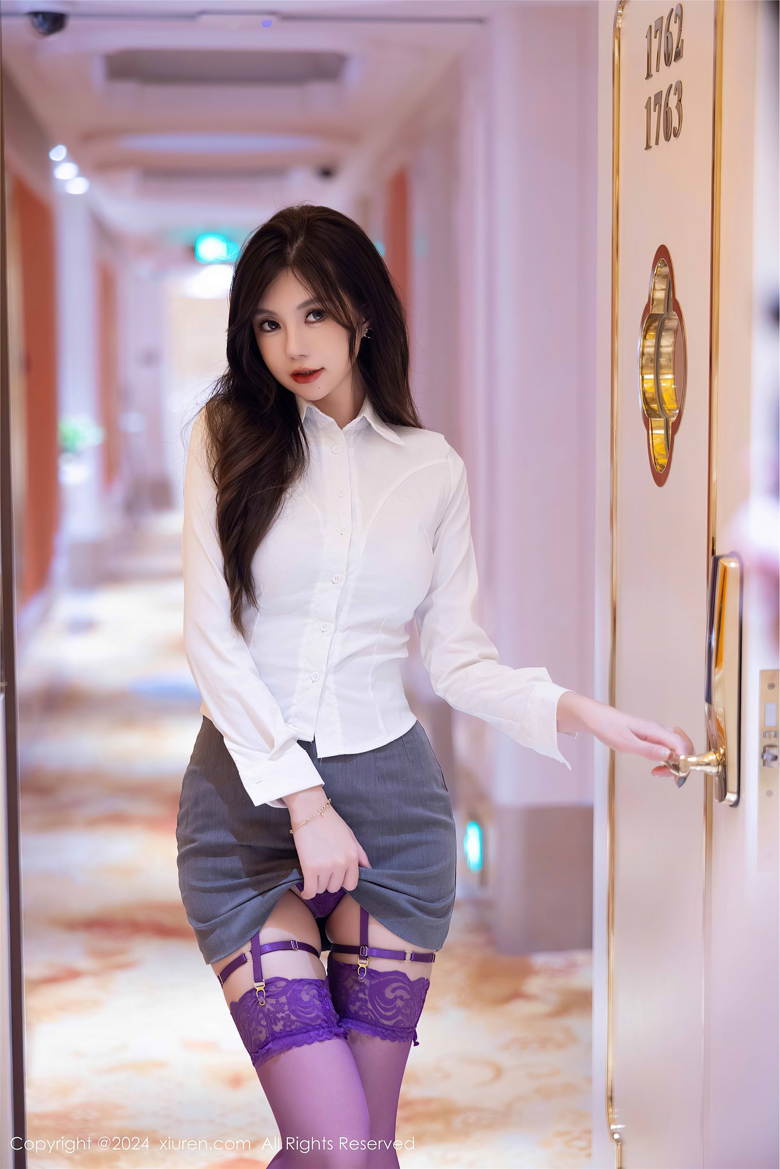 绮里嘉蕾丝内衣写真