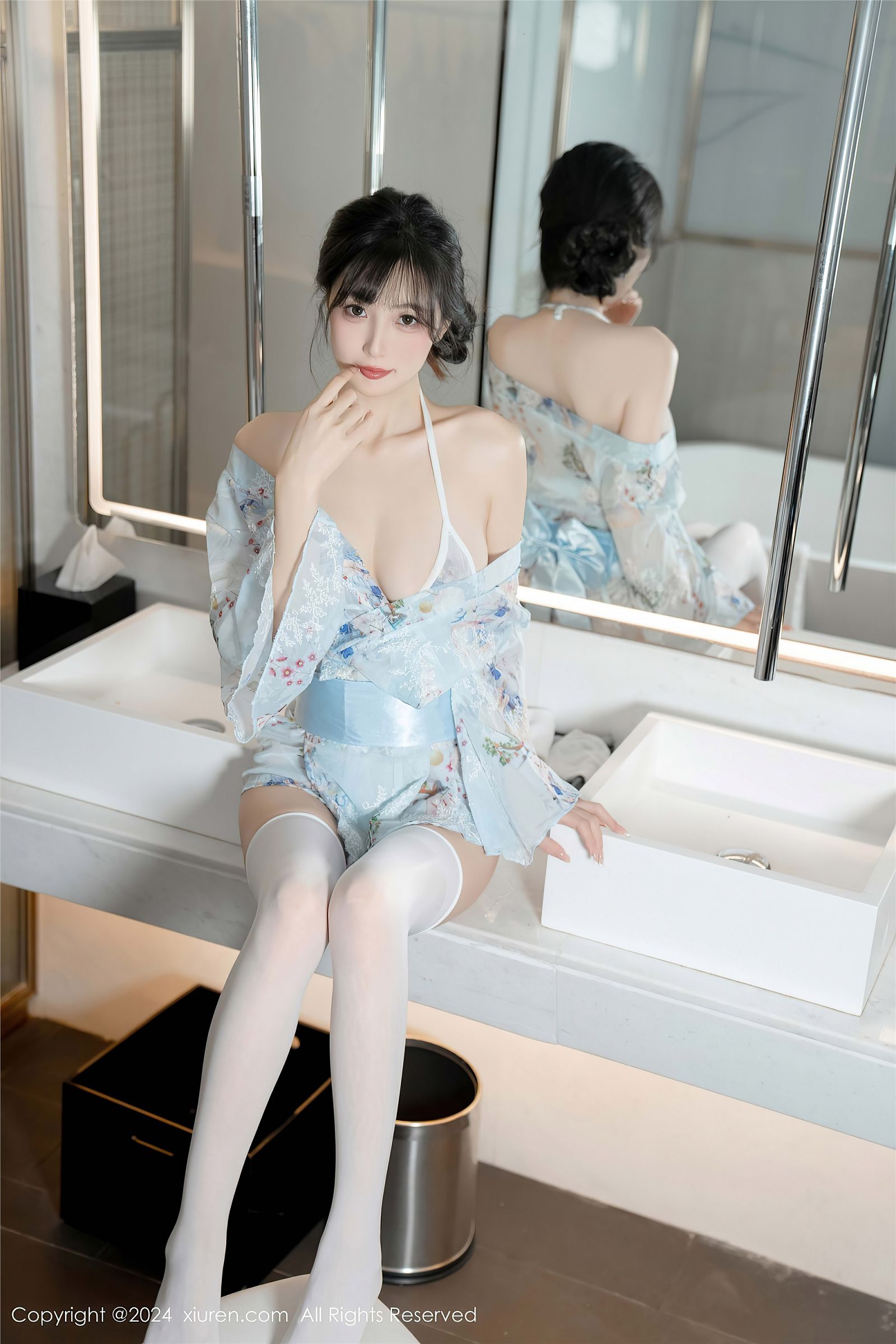 林星阑白丝丝袜写真