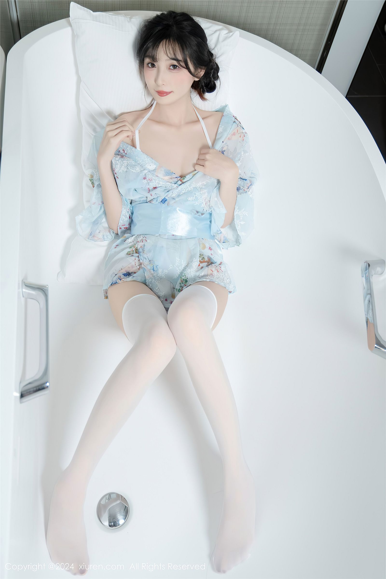 林星阑白丝丝袜写真