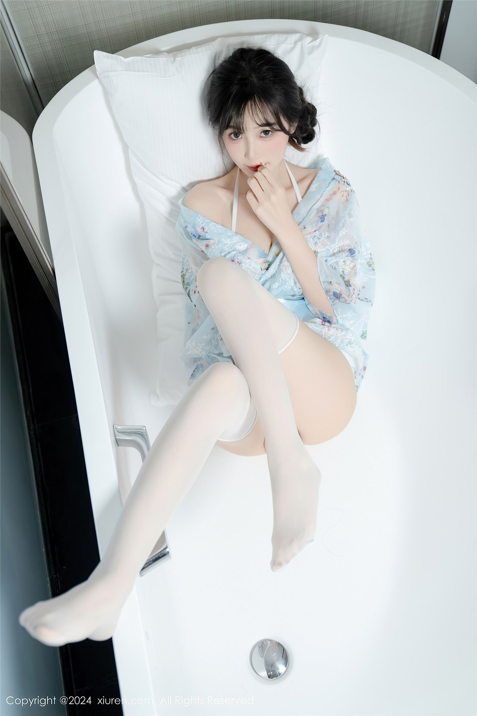 林星阑白丝丝袜写真