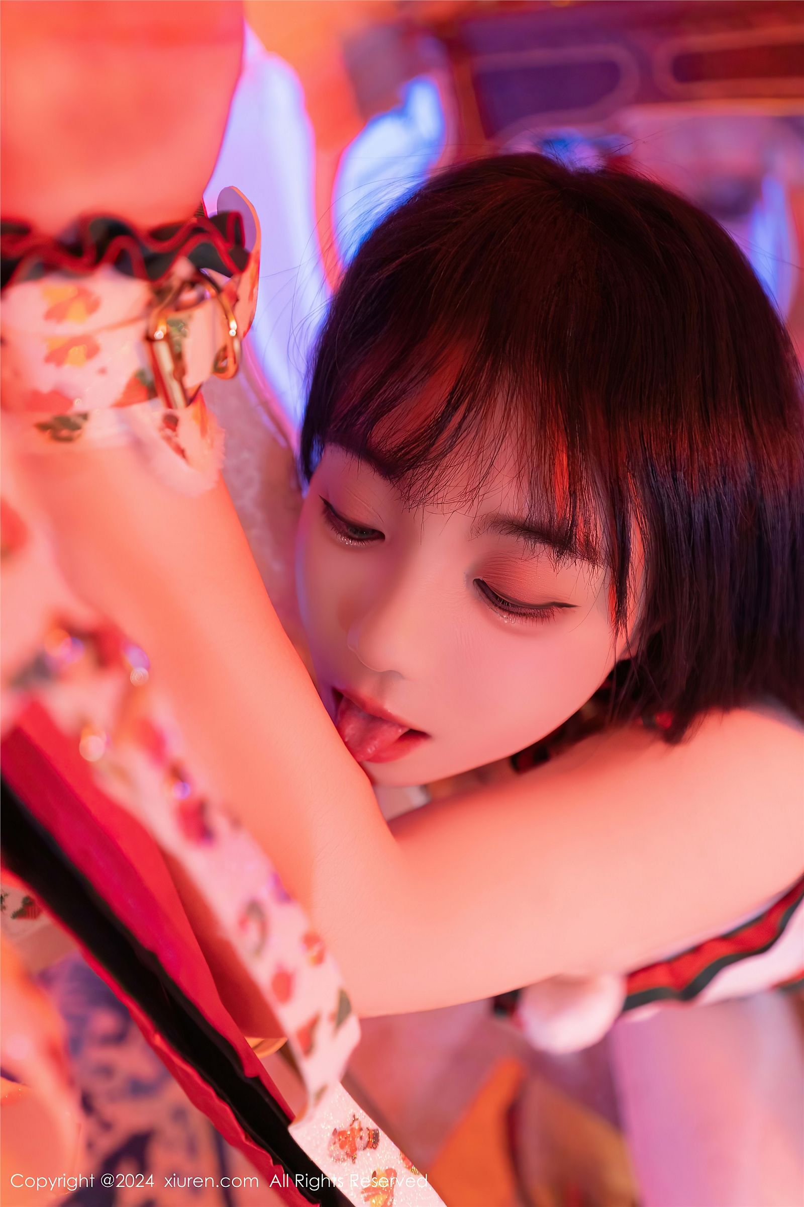 秀人网情趣主题美女写真