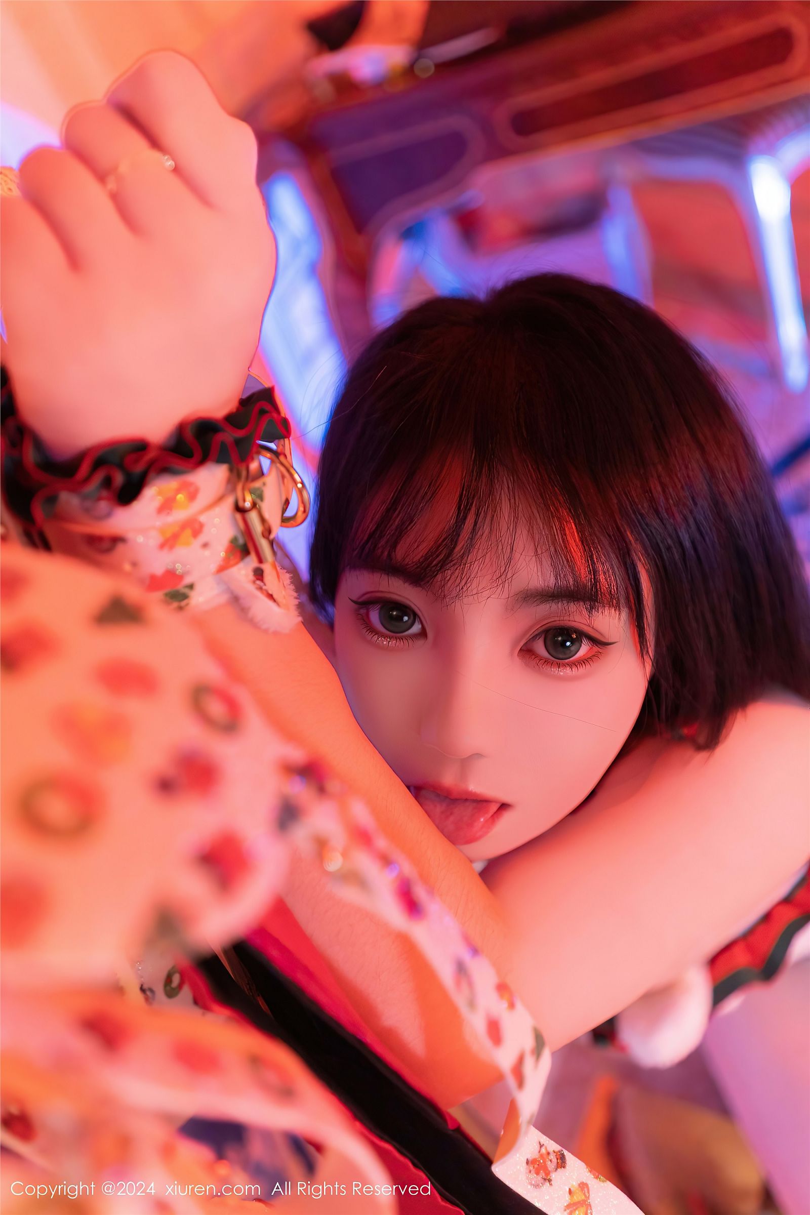 秀人网情趣主题美女写真