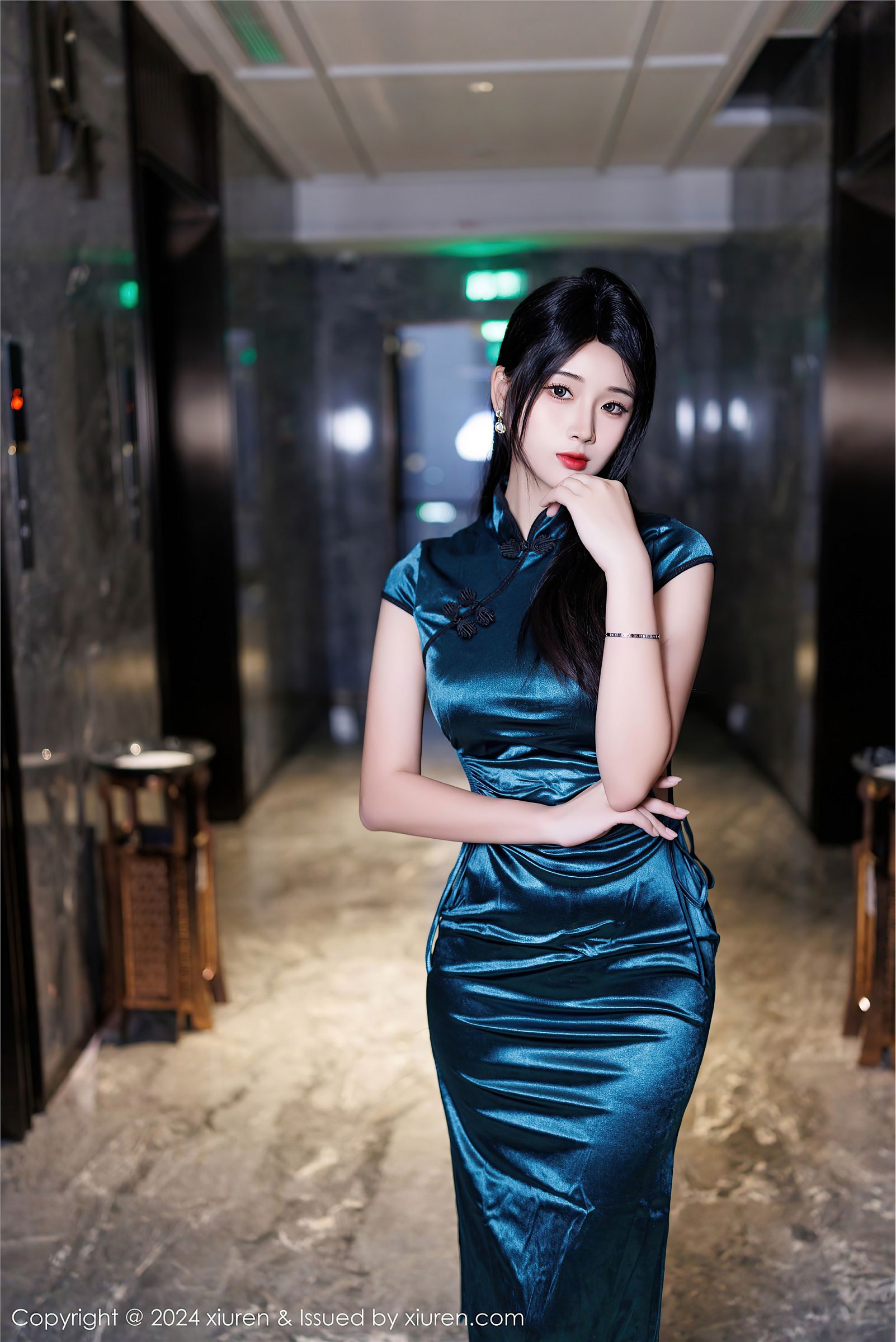 性感旗袍美女南乔黑丝写真图片