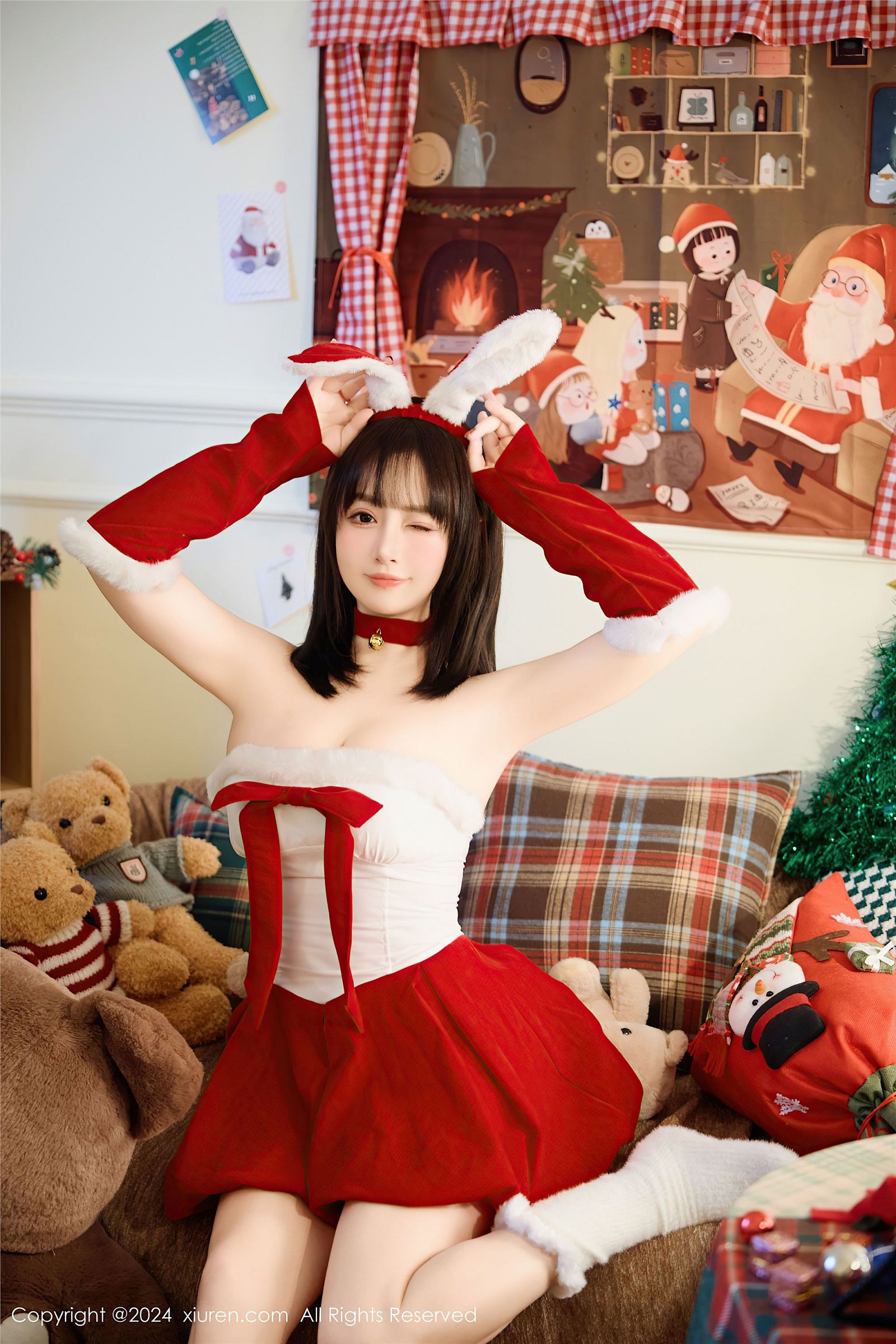 养乐多Doll性感连衣裙写真