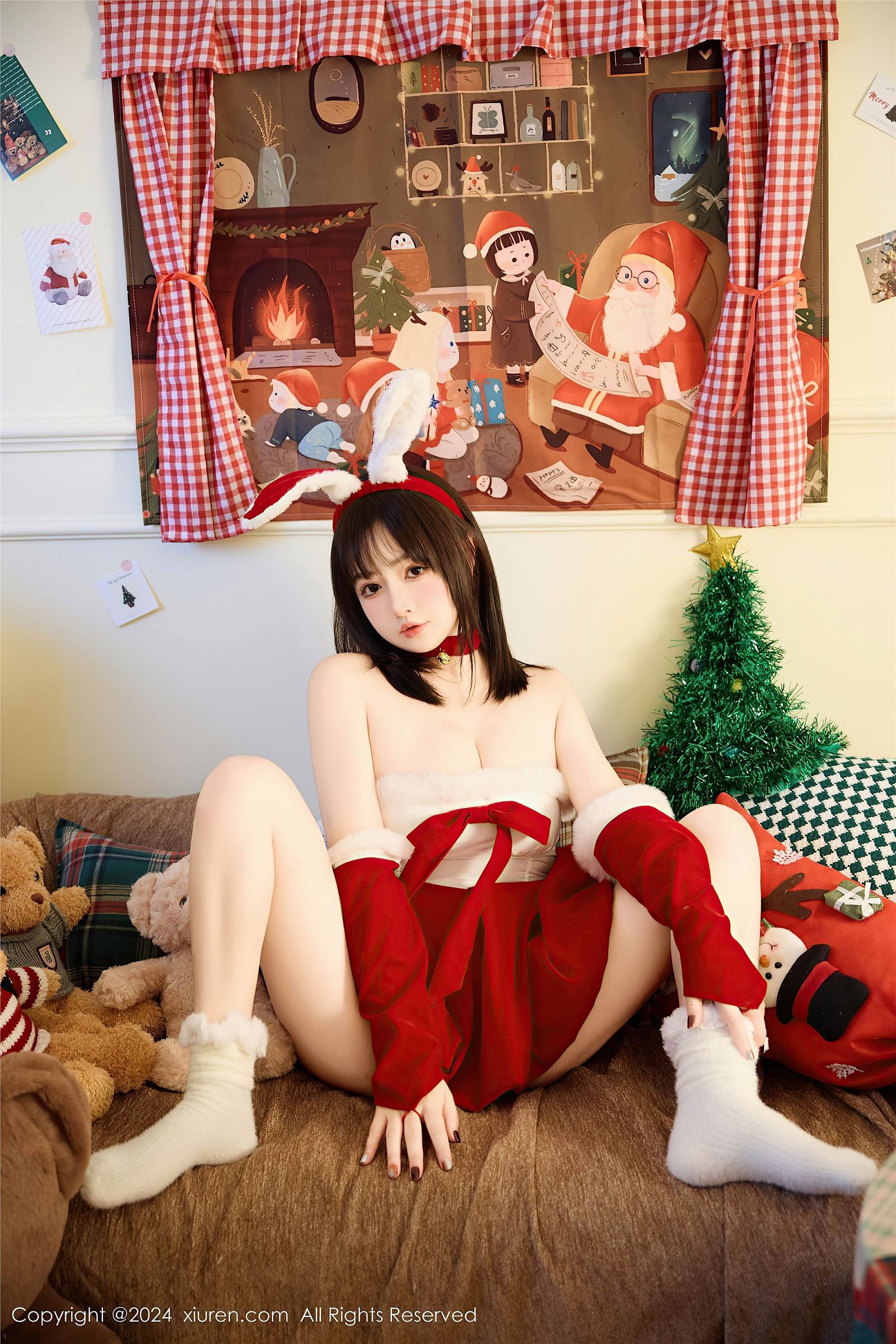 养乐多Doll性感连衣裙写真