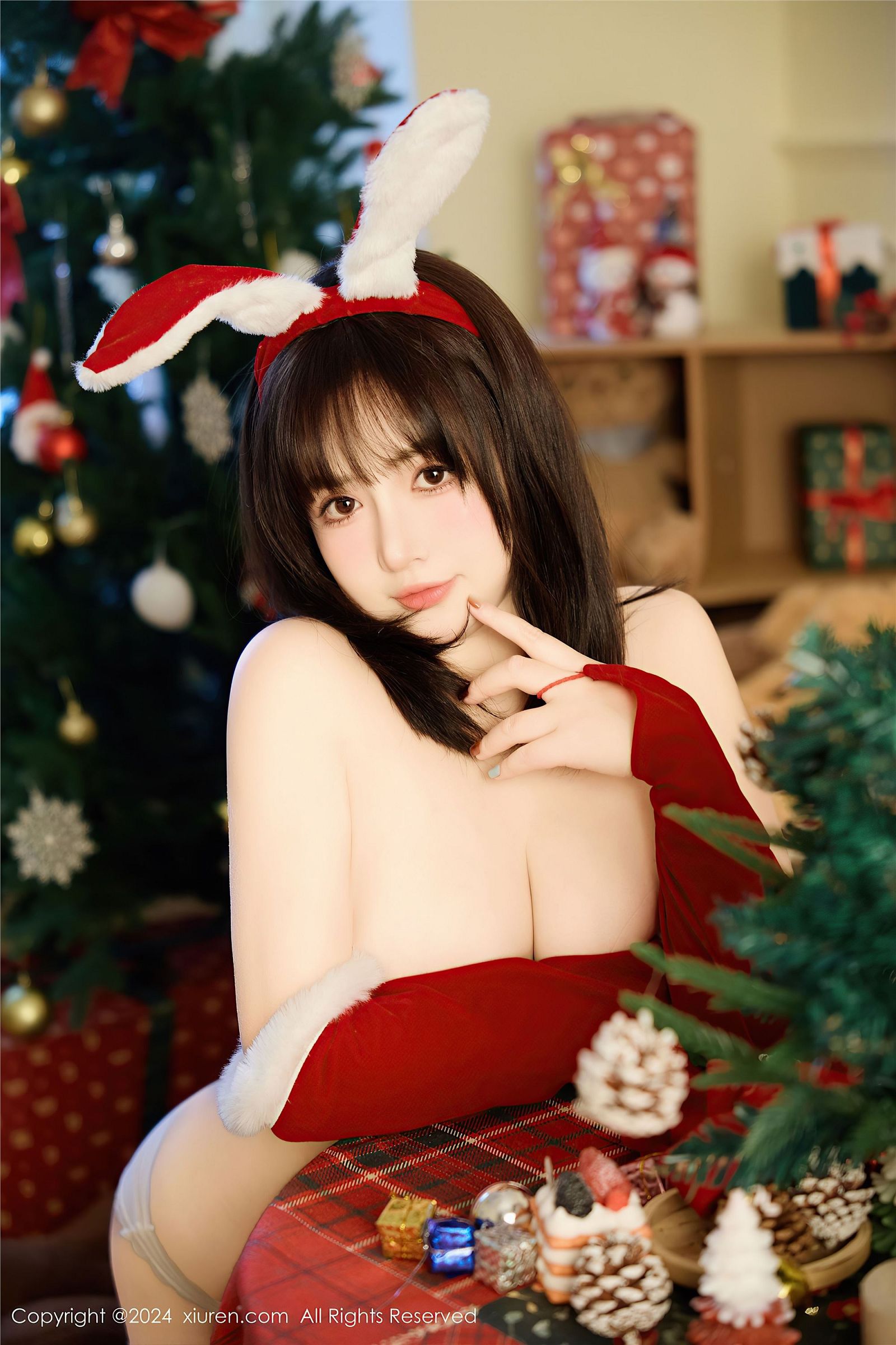 养乐多Doll性感连衣裙写真