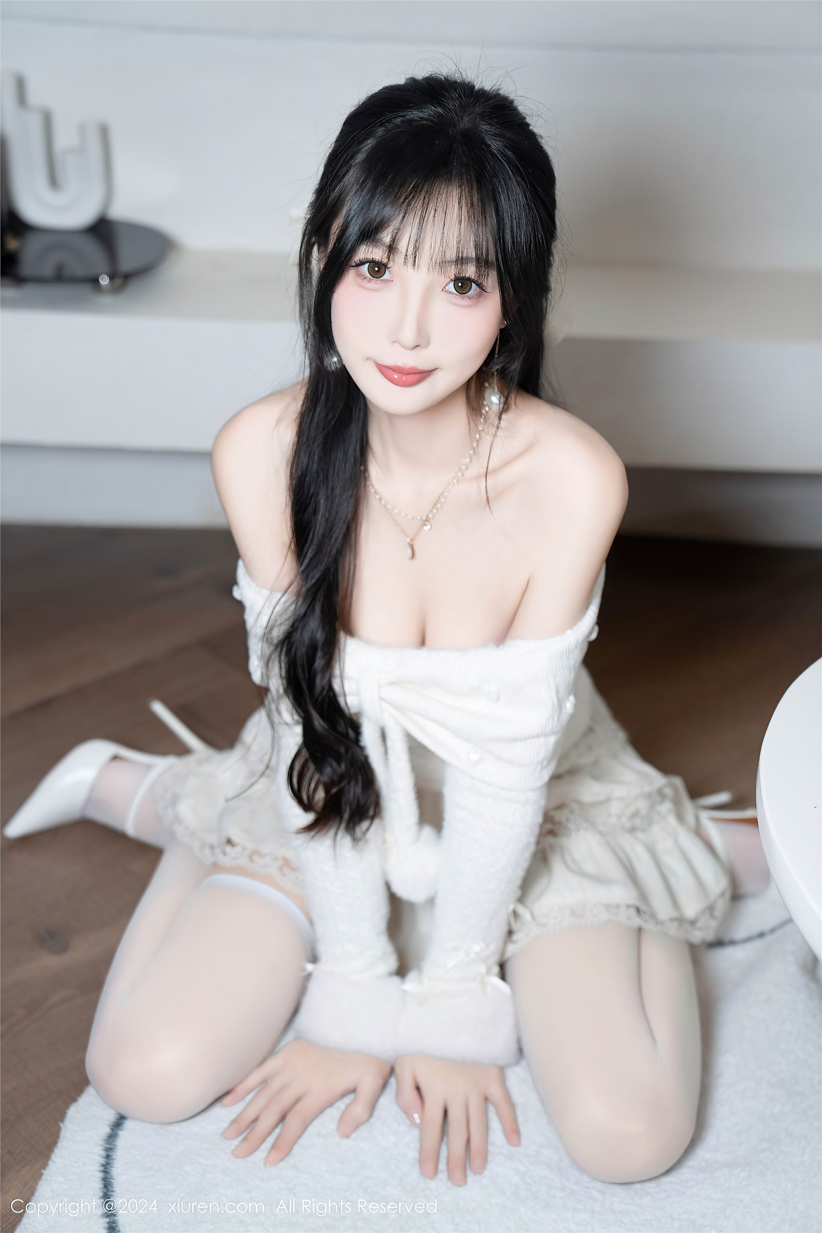 林星阑性感丝袜美腿写真图片