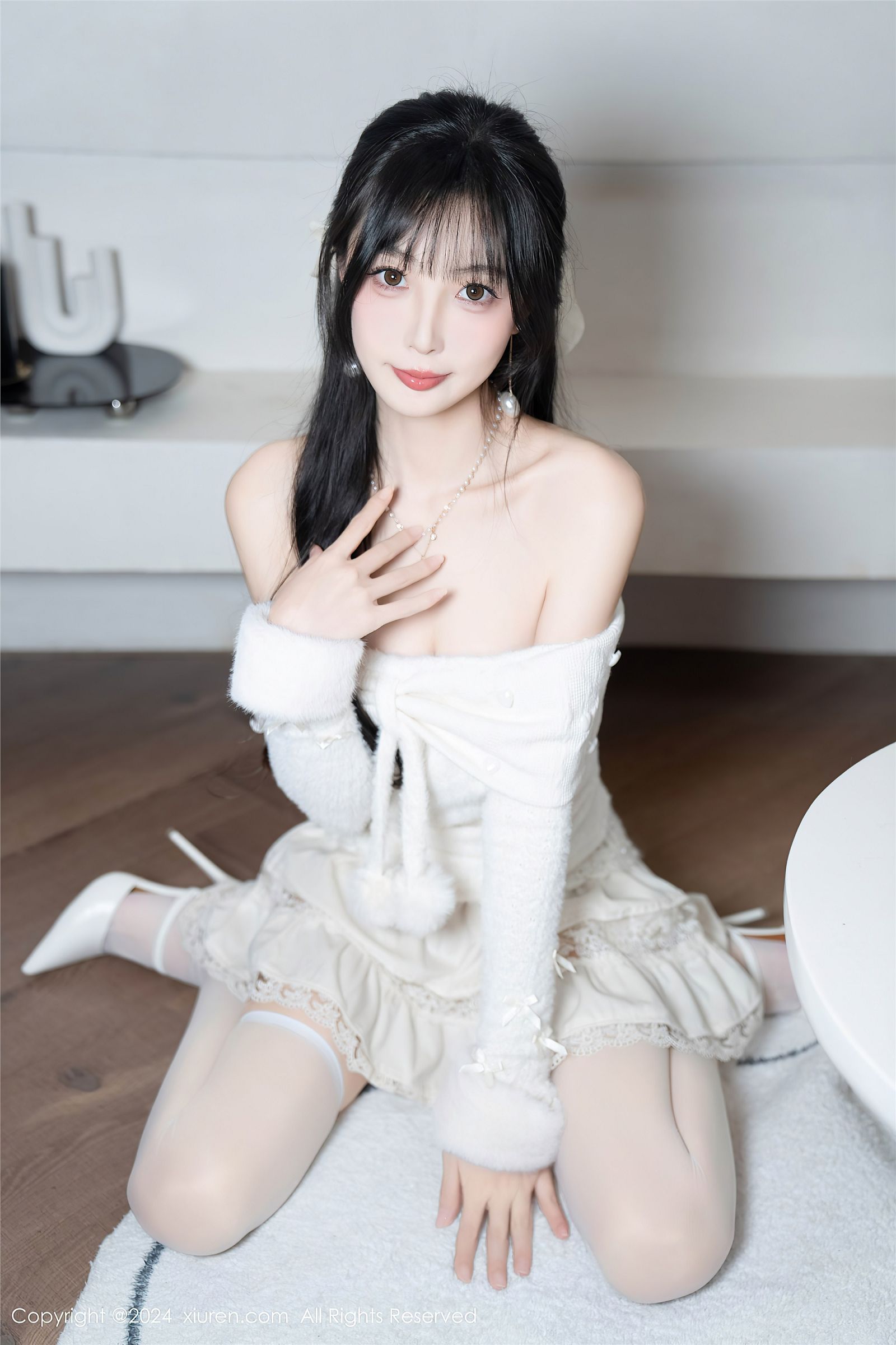 林星阑性感丝袜美腿写真图片