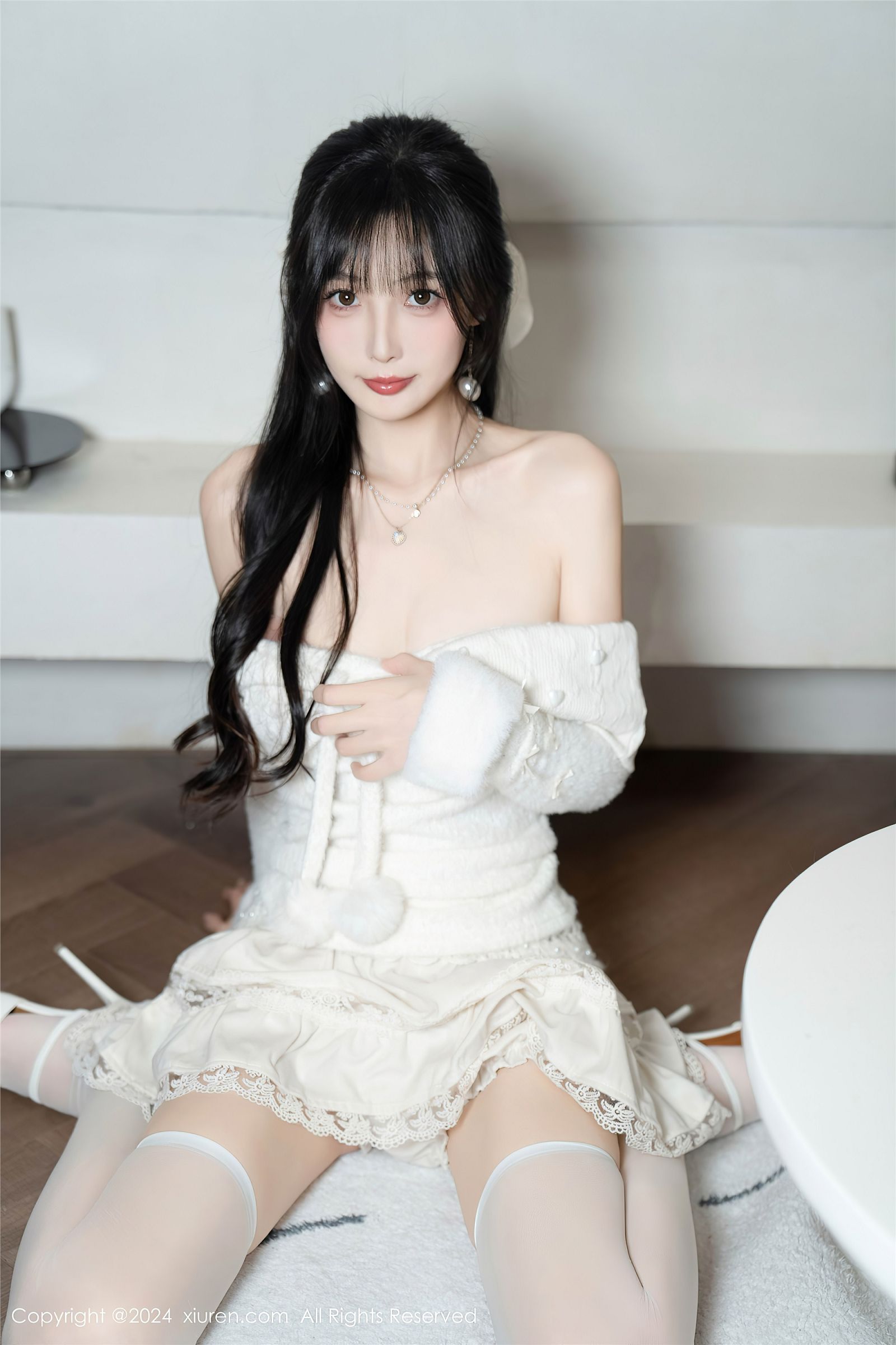 林星阑性感丝袜美腿写真图片