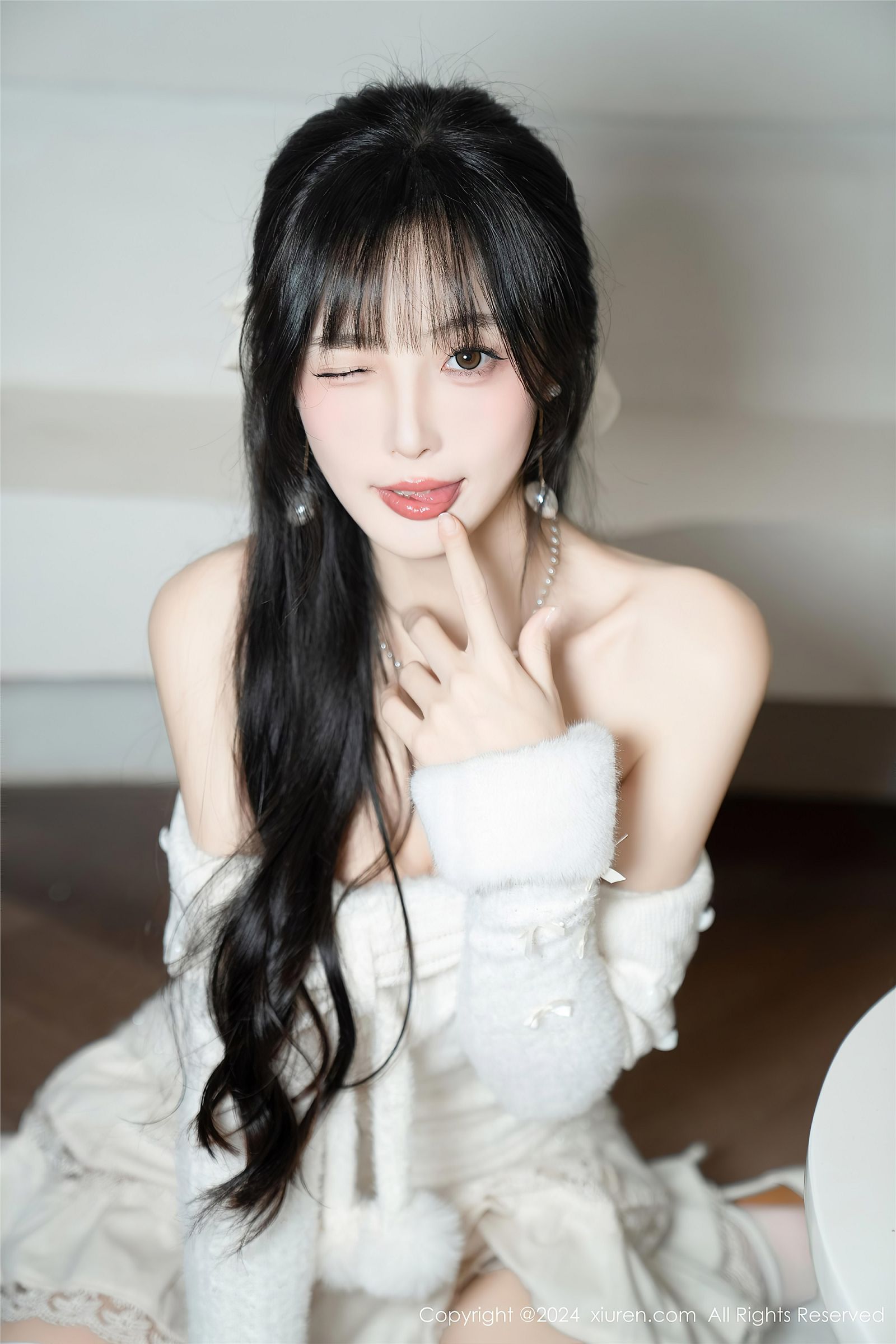 林星阑性感丝袜美腿写真图片
