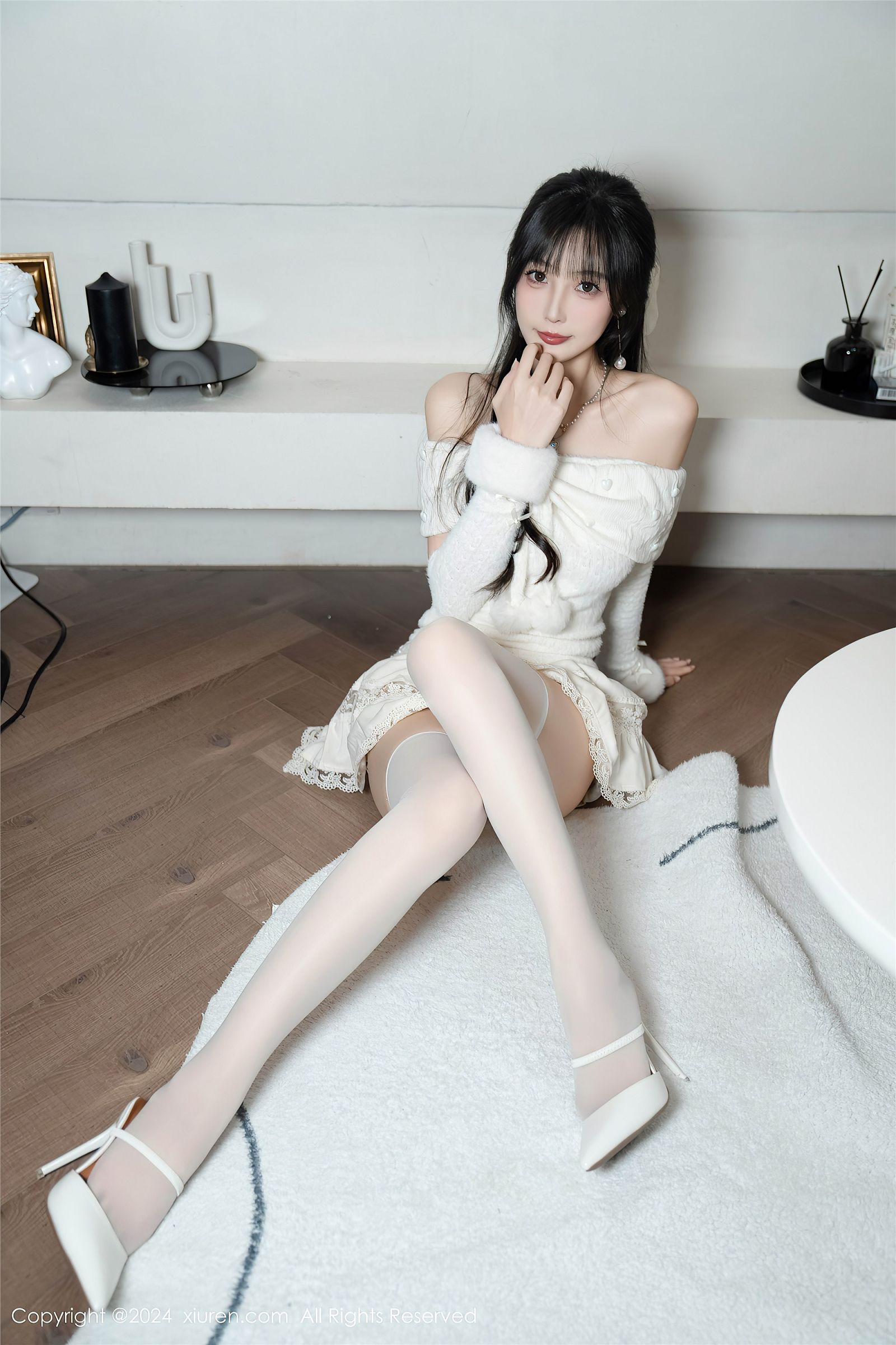 林星阑性感丝袜美腿写真图片