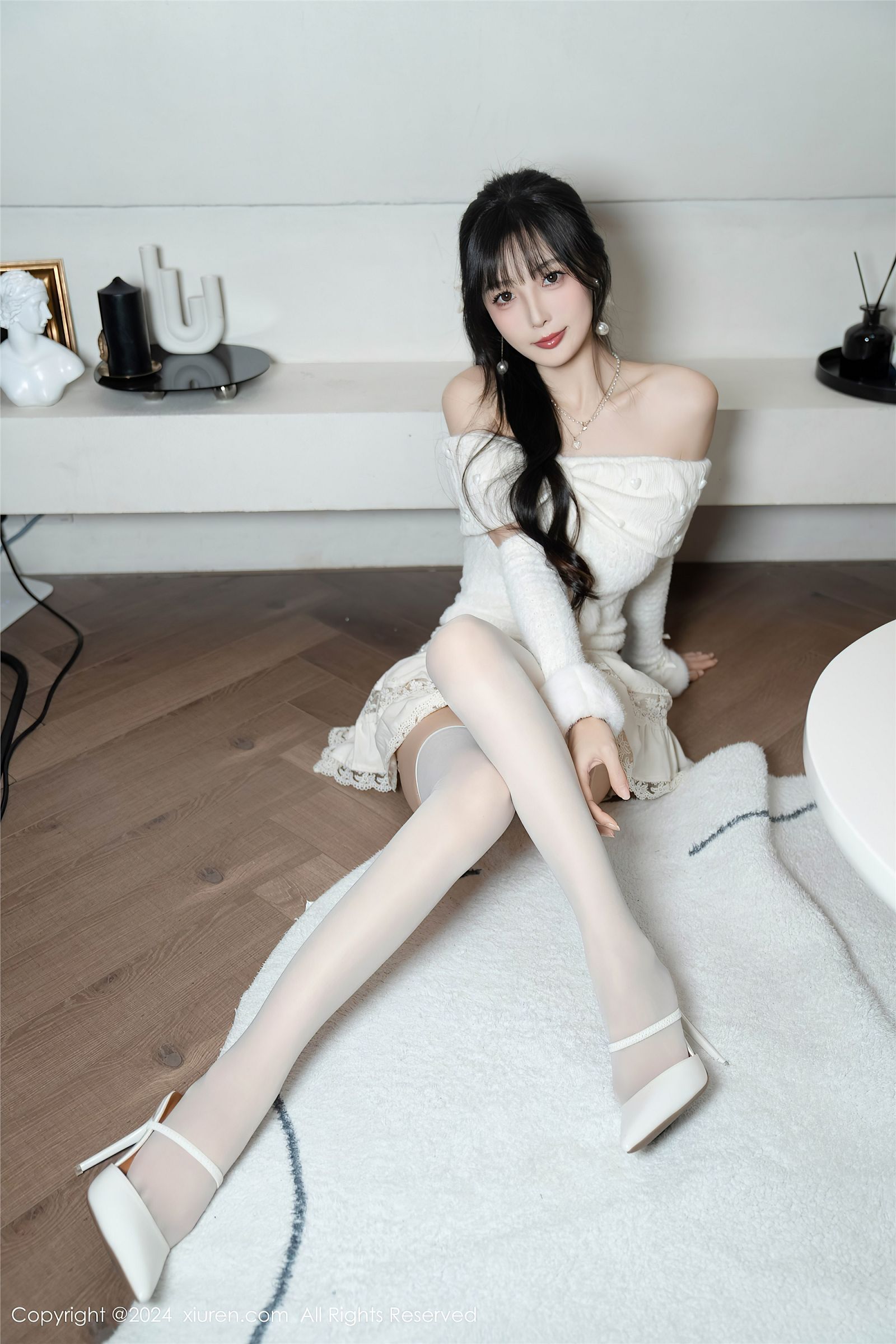 林星阑性感丝袜美腿写真图片