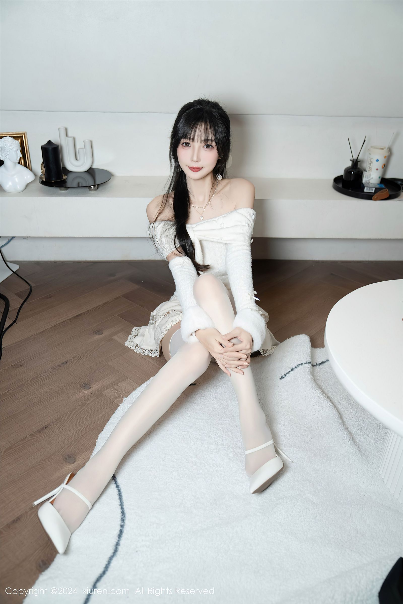 林星阑性感丝袜美腿写真图片