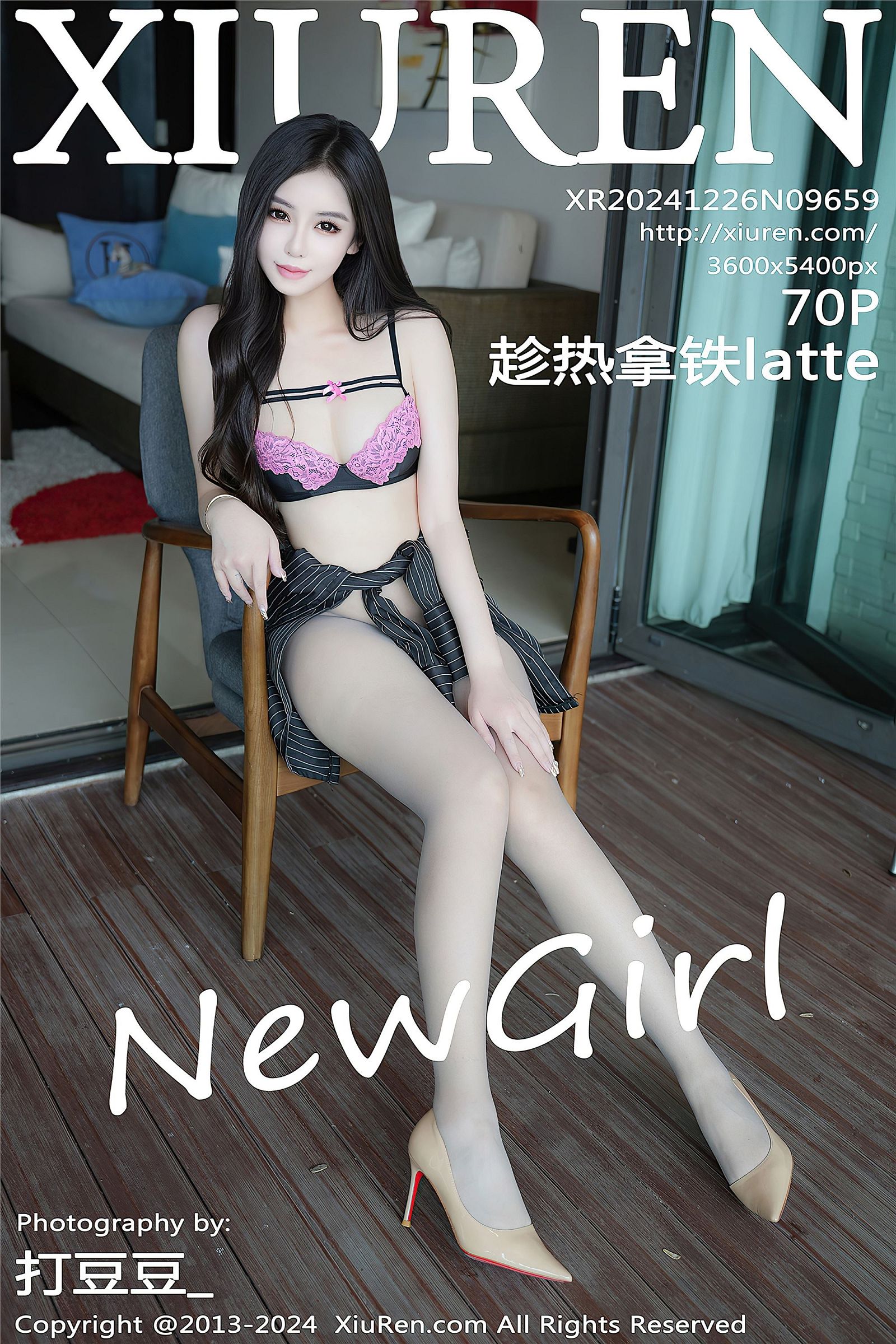 秀人网性感制服美女写真