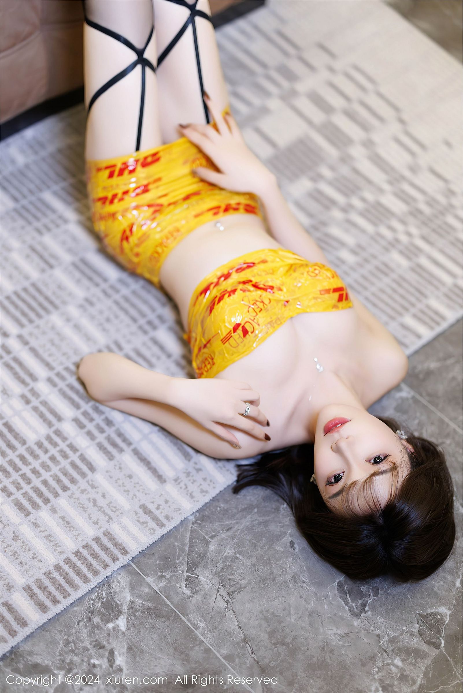 徐莉芝情趣内衣写真