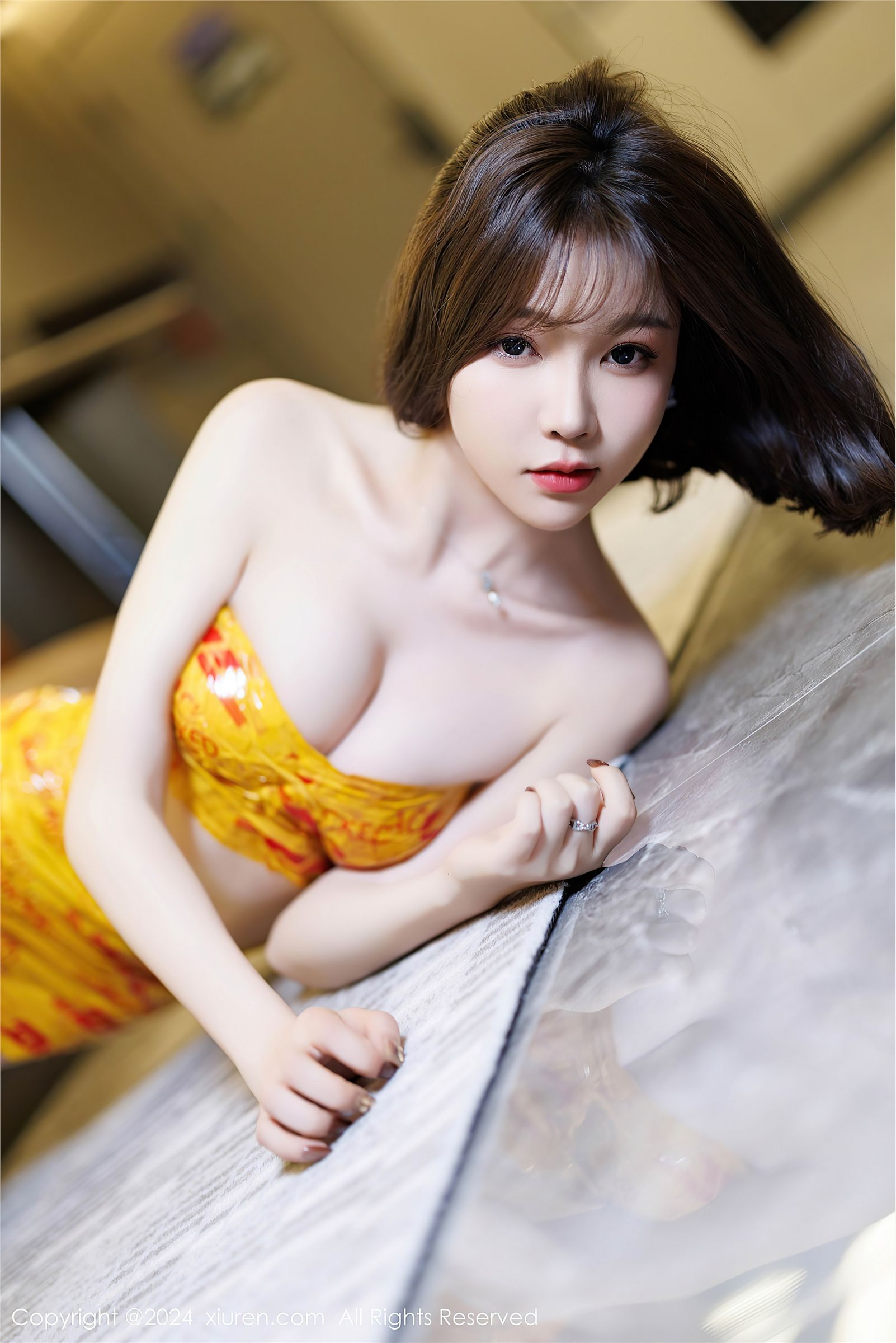 徐莉芝情趣内衣写真