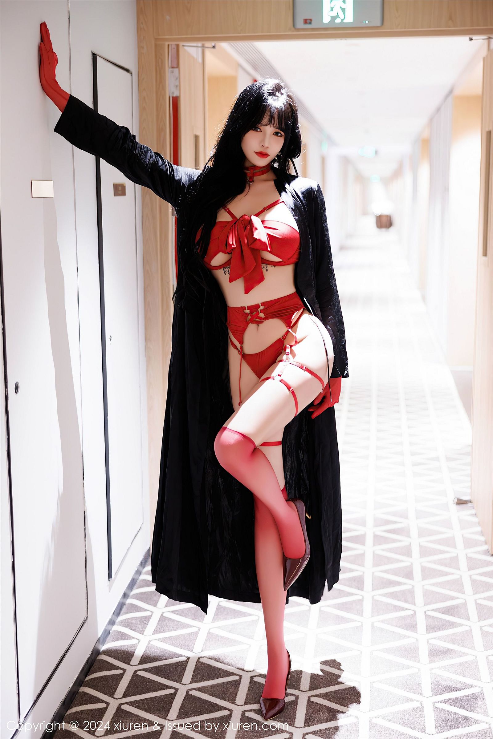 秀人网情趣内衣丝袜美女写真