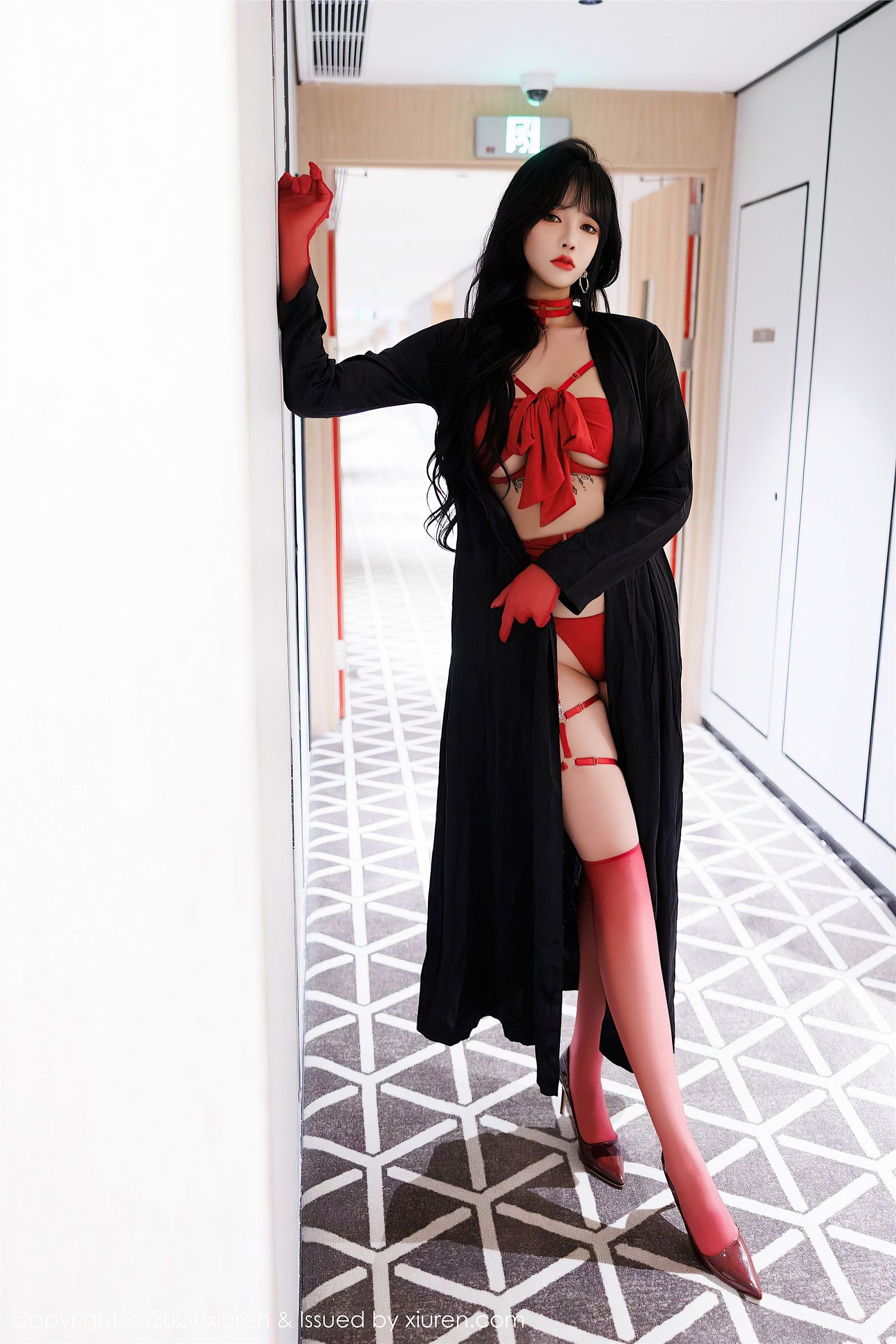 秀人网情趣内衣丝袜美女写真