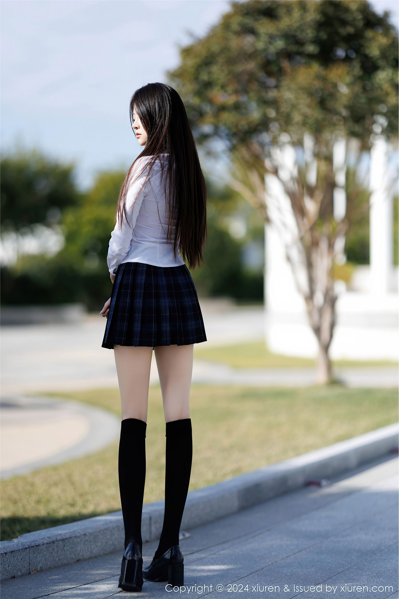 秀人网性感肉丝美腿美女图片