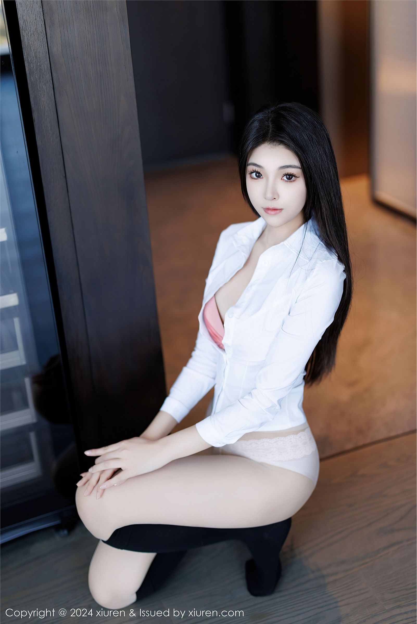 秀人网性感肉丝美腿美女图片