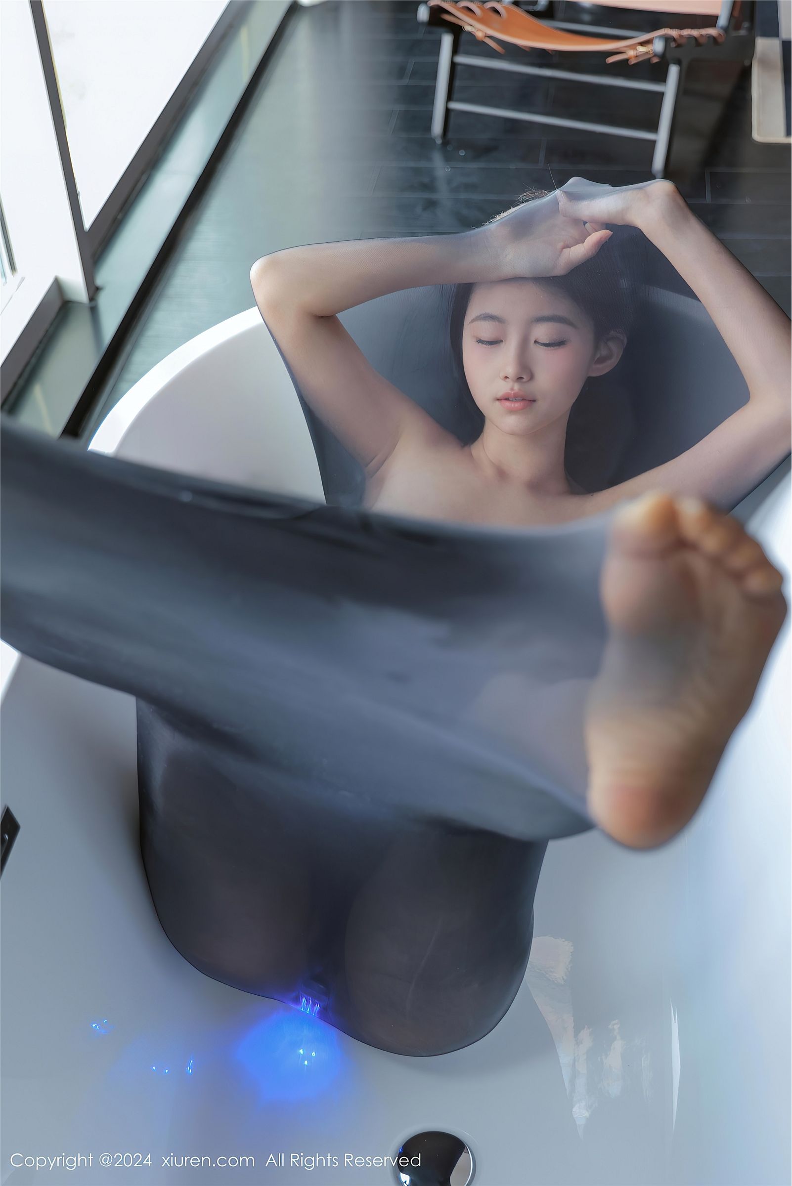 秀人网丝袜美女写真套图