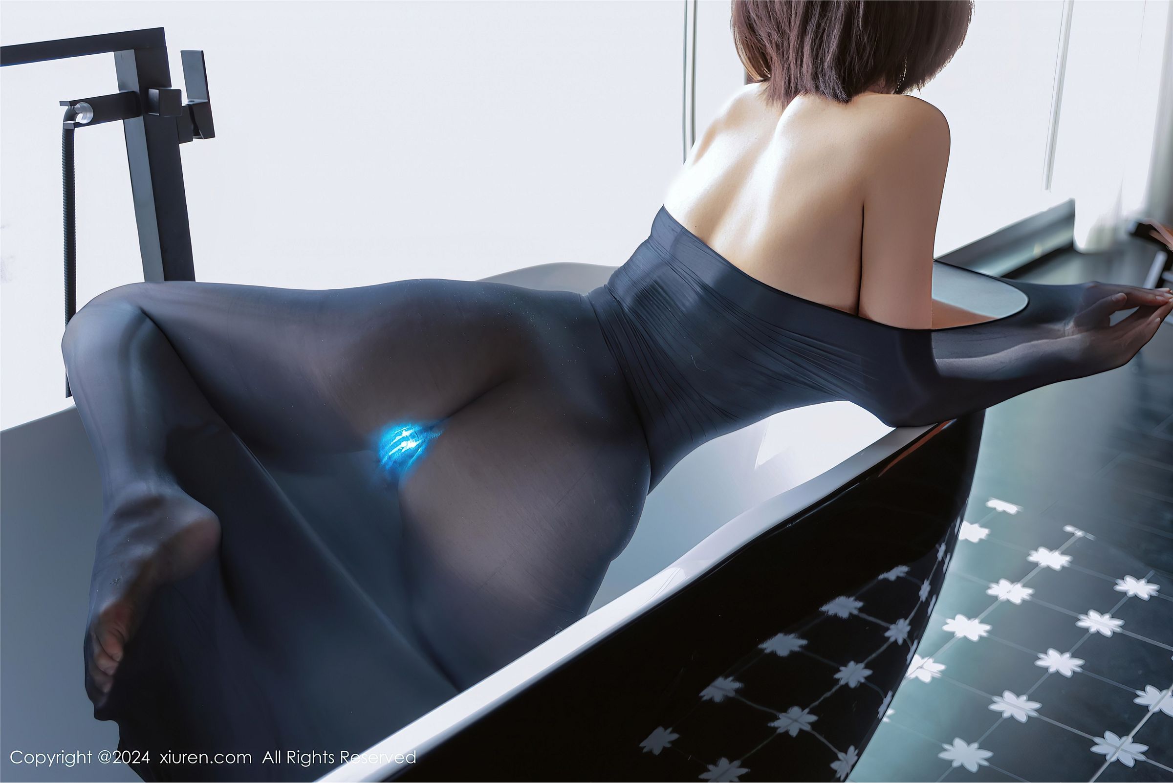 秀人网丝袜美女写真套图