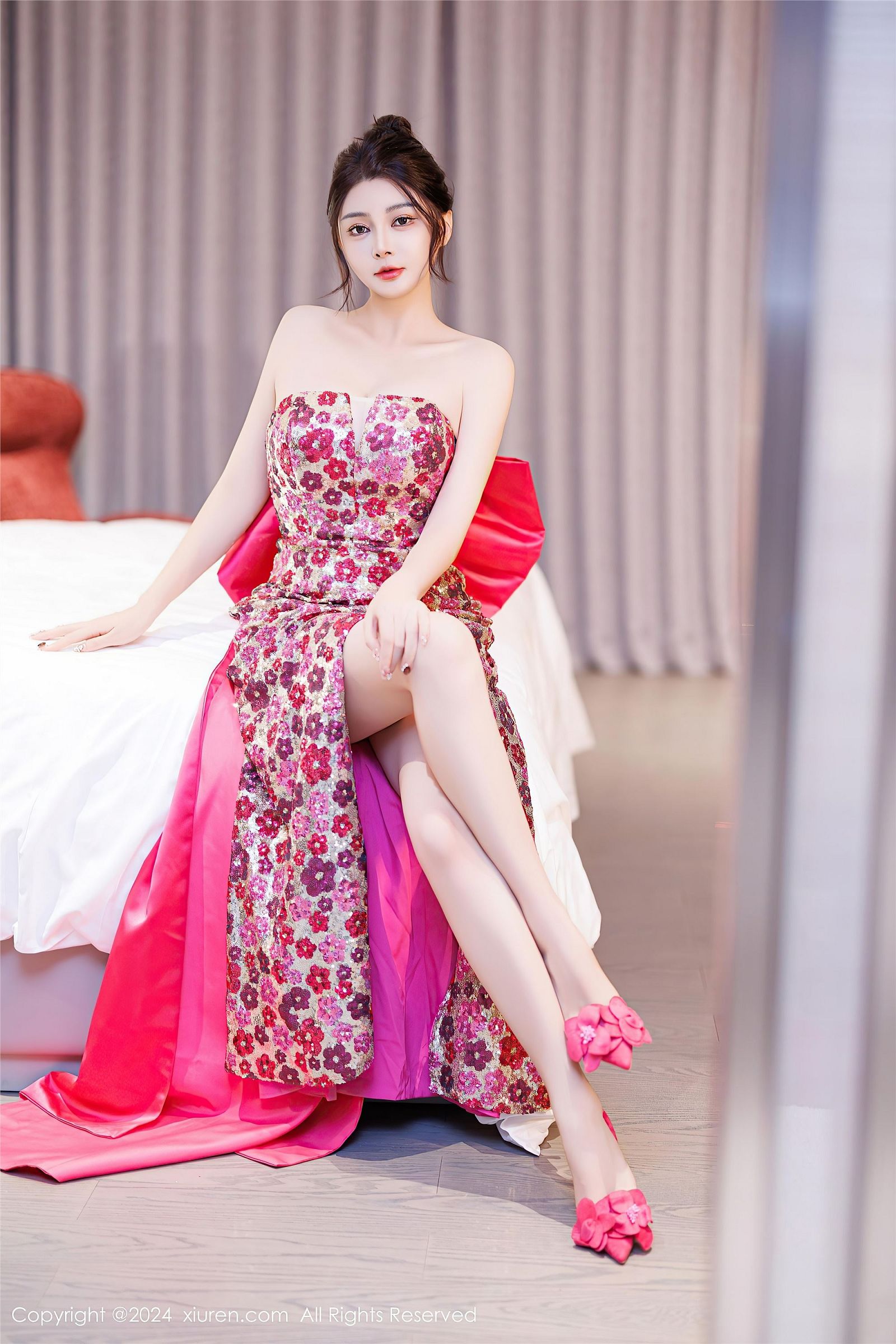 秀人网性感比基尼美女写真