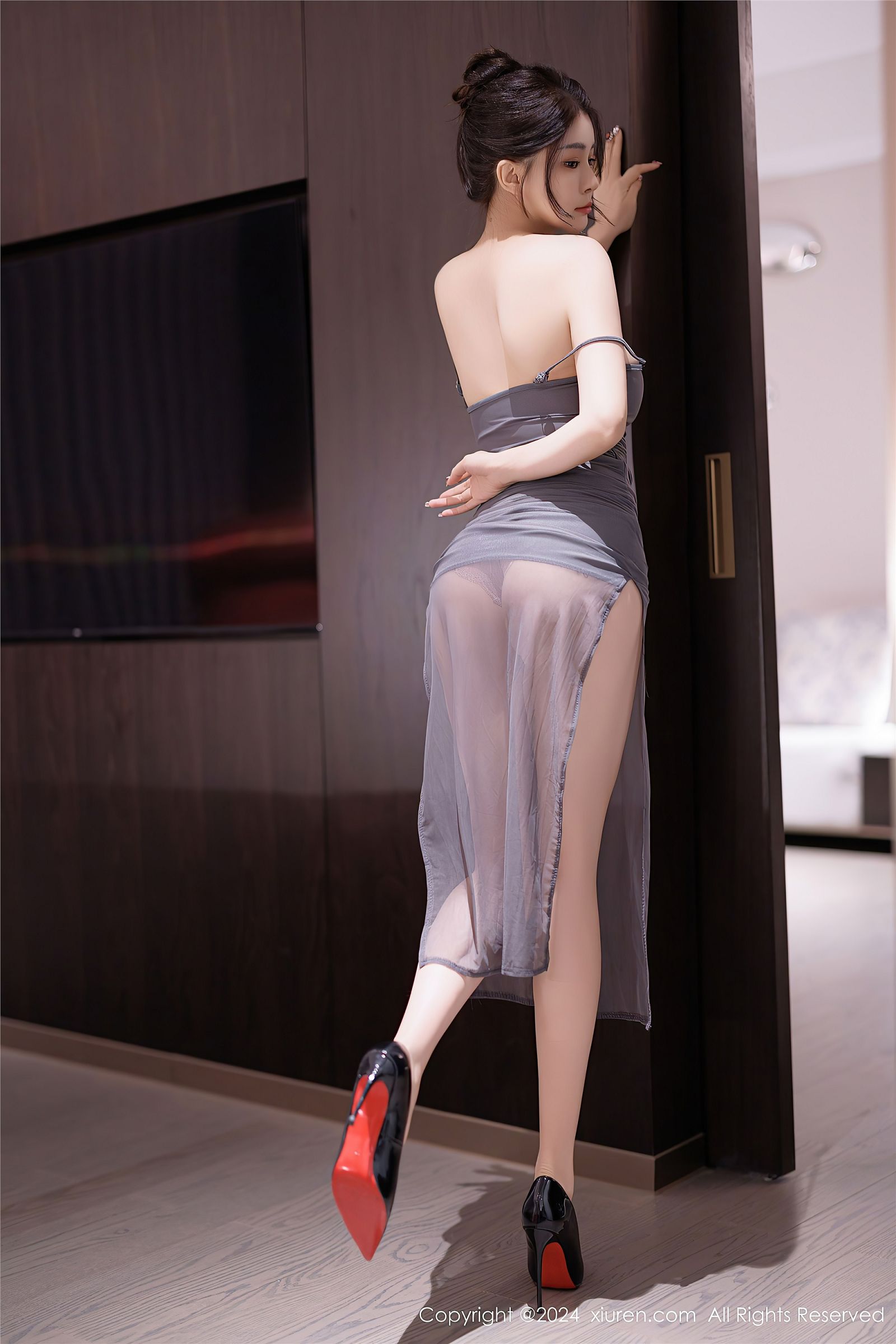 秀人网性感比基尼美女写真
