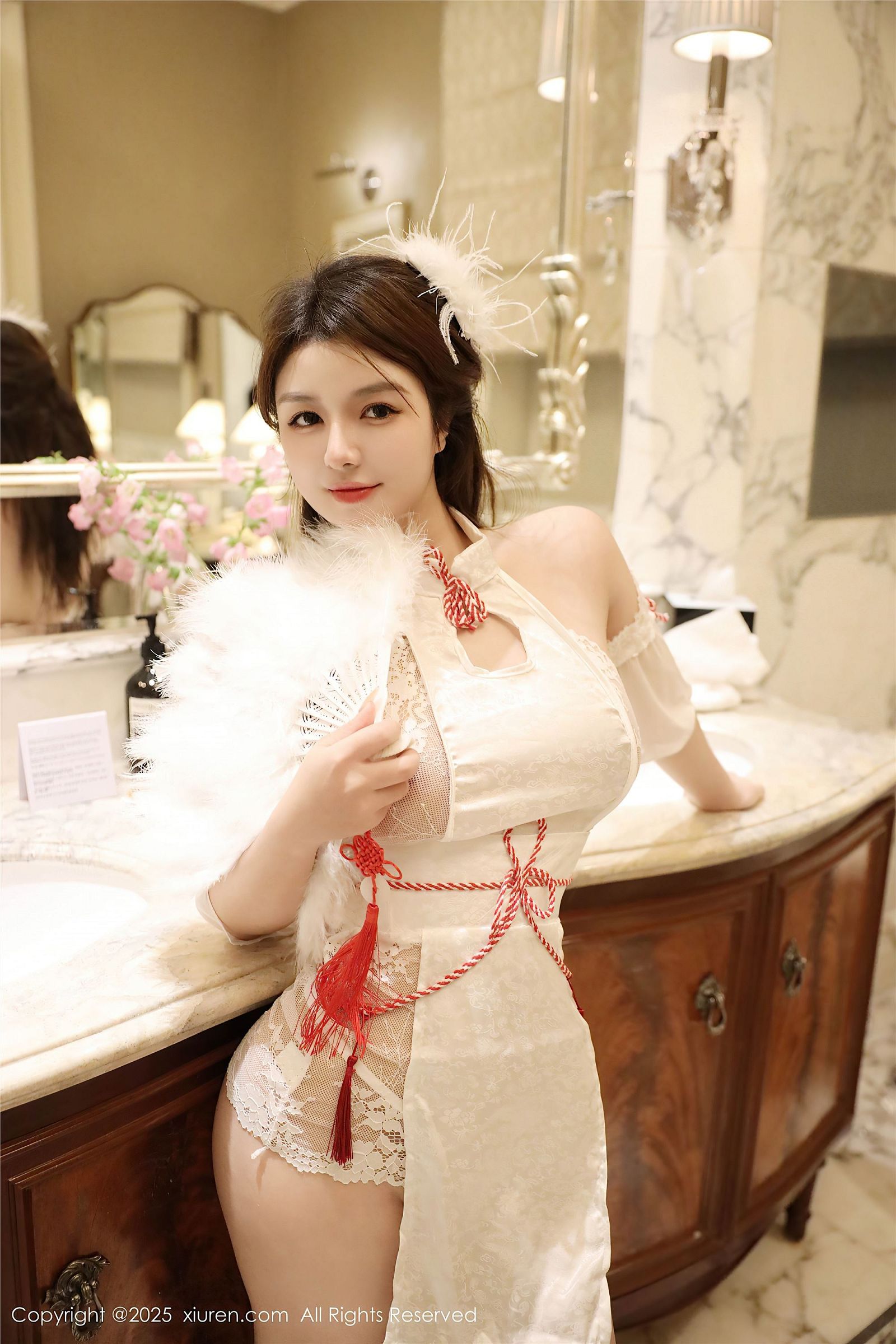 旗袍美女沈思怡性感内衣写真