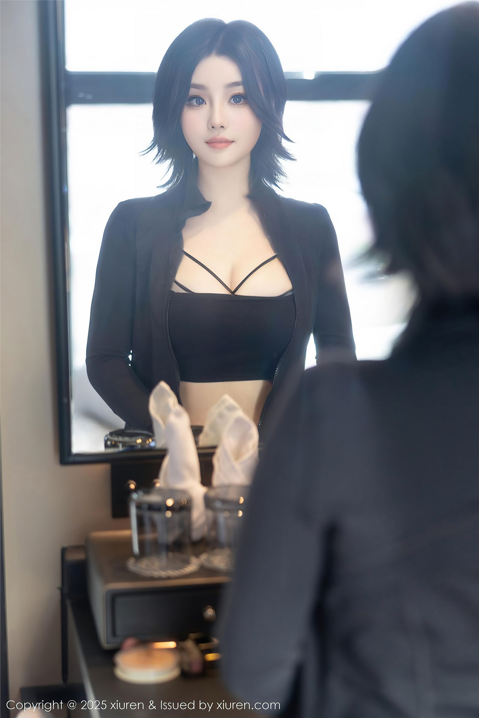 秀人网黑色内衣美女图片