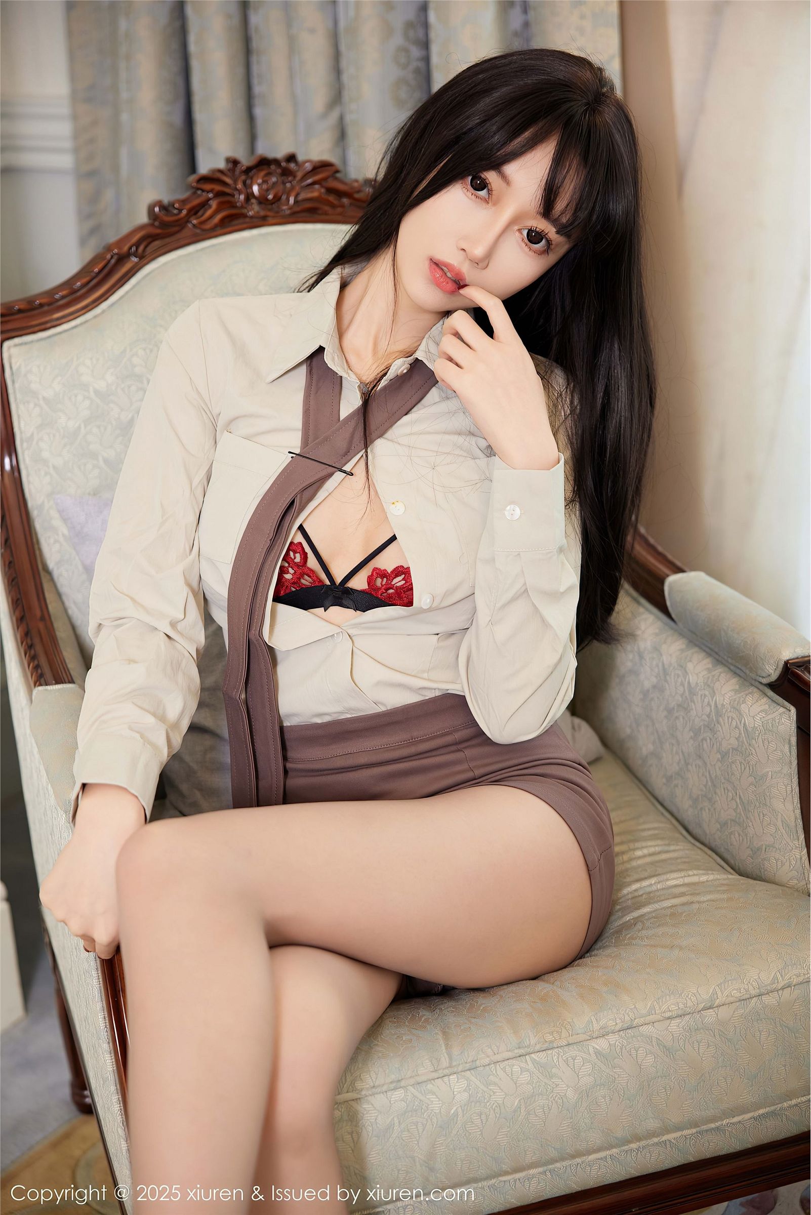 [秀人XIUREN] 2025.01.03 NO.9702 玥儿玥er