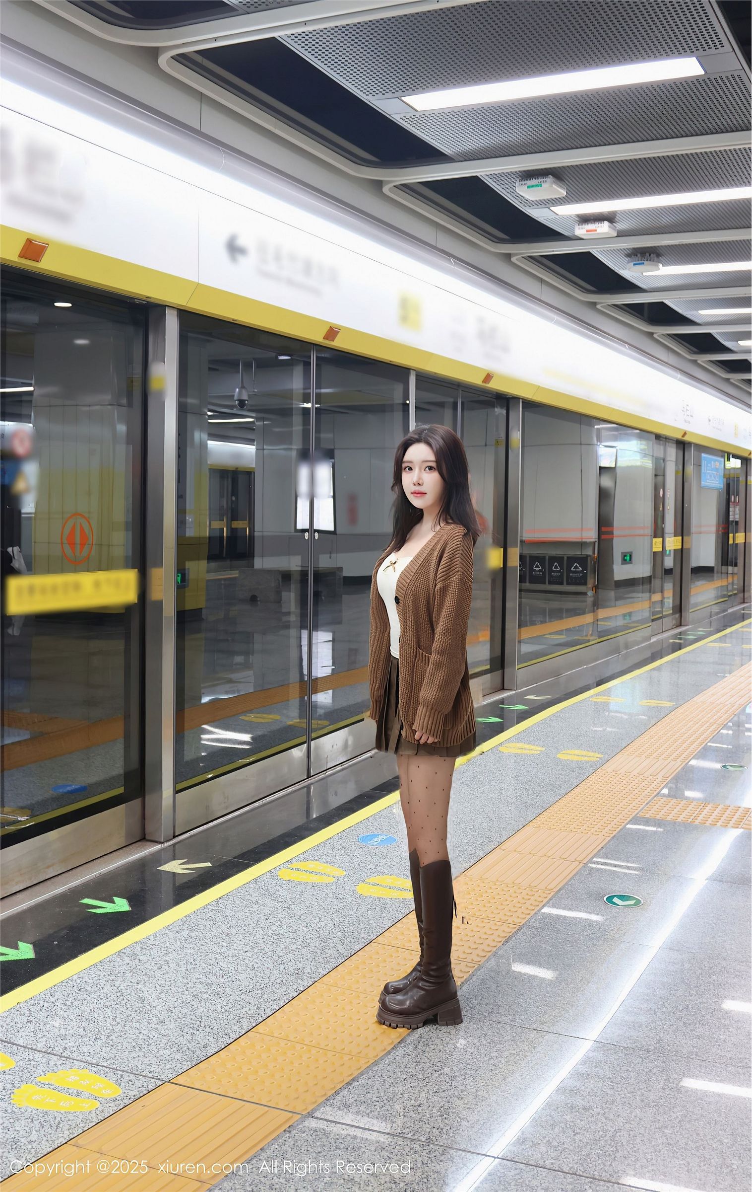 [秀人XIUREN] 2025.01.03 NO.9708 小薯条nienie