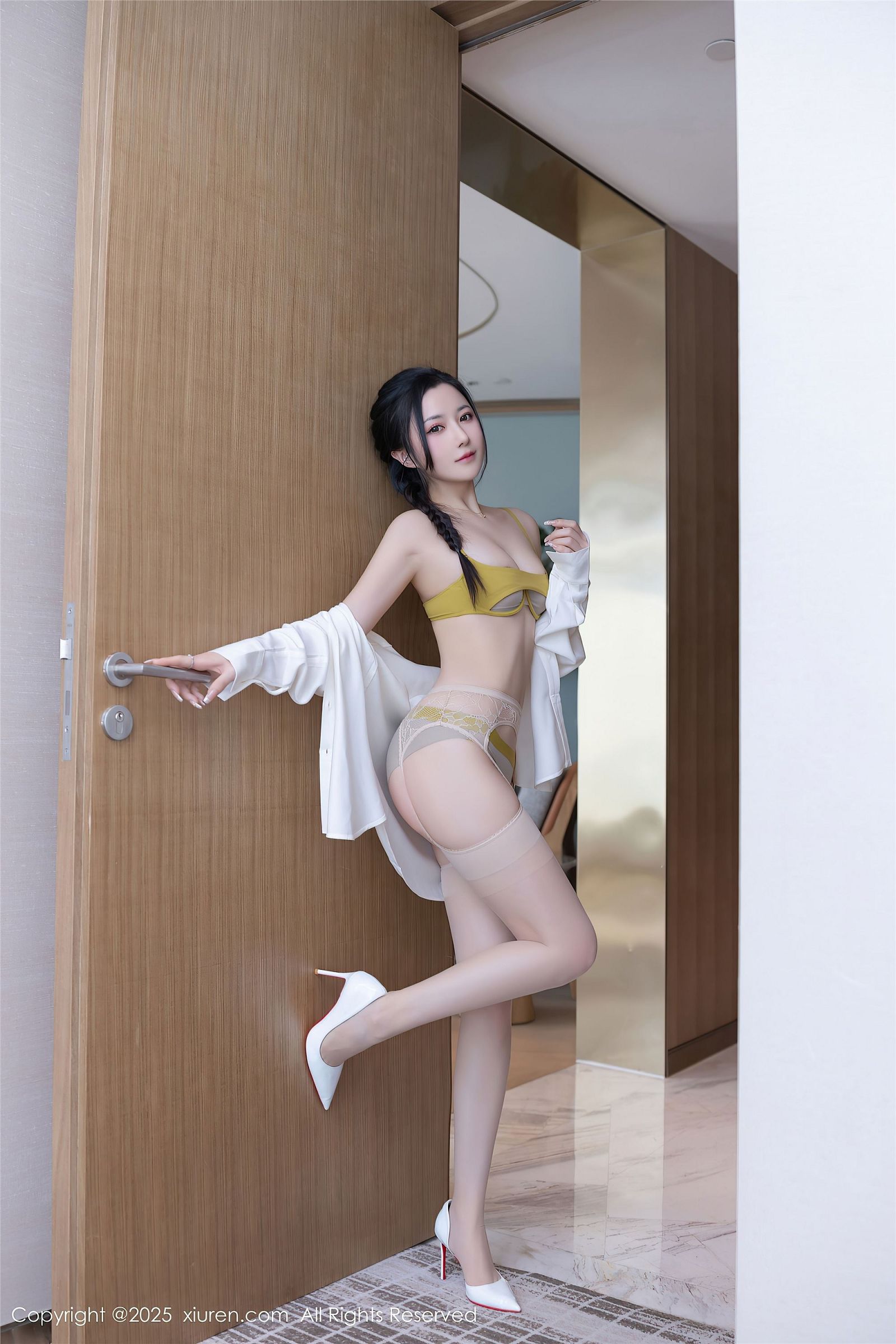 [秀人XIUREN] 2025.01.03 NO.9709 鱼子酱Fish