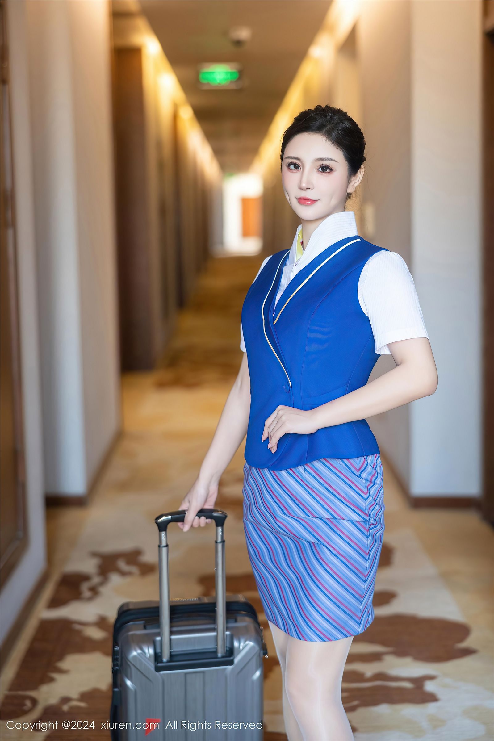 秀人网空姐制服美女写真